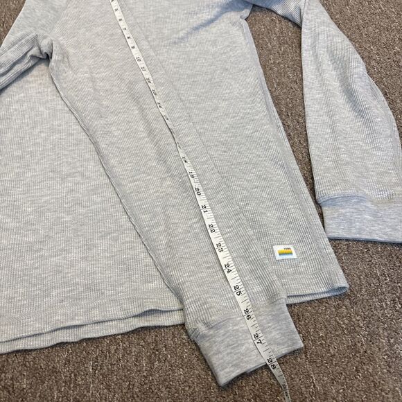 Vuori Shirt Mens Medium Gray Long Sleeve Waffle Knit Crewneck Pullover - Picture 4 of 7